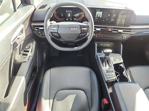 Certified 2026 Kia Sportage EX image 12