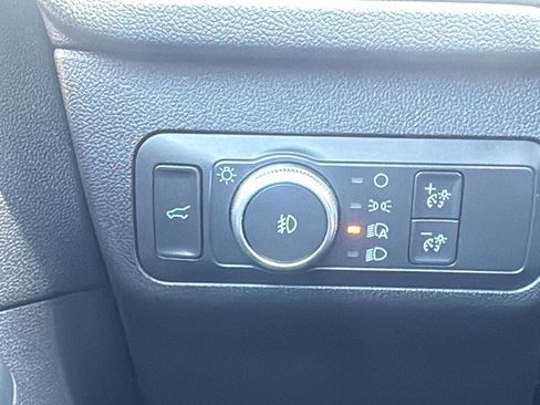 Used 2020 Ford Escape SEL image 26