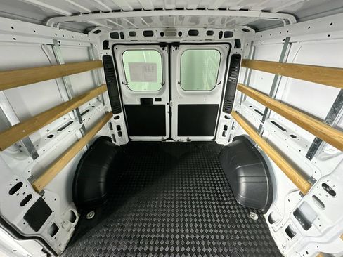 Used 2025 RAM ProMaster 2500 w/ U-Haul Equipment Group FWD image 13