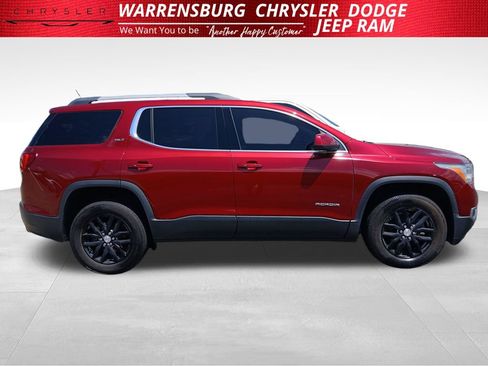 Used 2019 GMC Acadia SLT FWD image 2