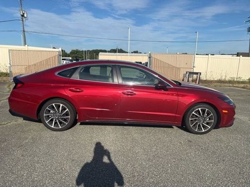 Used 2023 Hyundai Sonata Limited FWD image 2