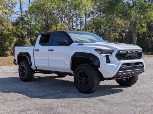 Used 2025 Toyota Tacoma TRD Pro image 4