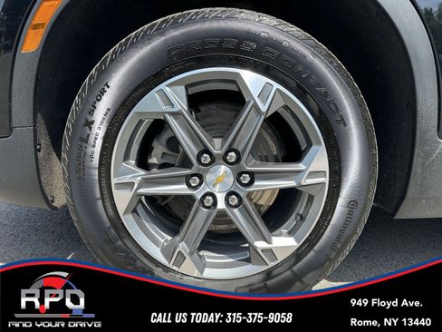 Used 2023 Chevrolet Blazer LT AWD/4WD image 9