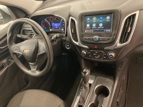 Used 2019 Chevrolet Equinox LT FWD image 18