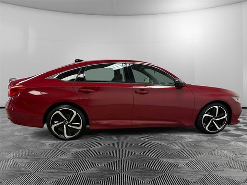 Used 2021 Honda Accord Sport image 6