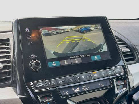 Used 2022 Honda Odyssey Touring image 14