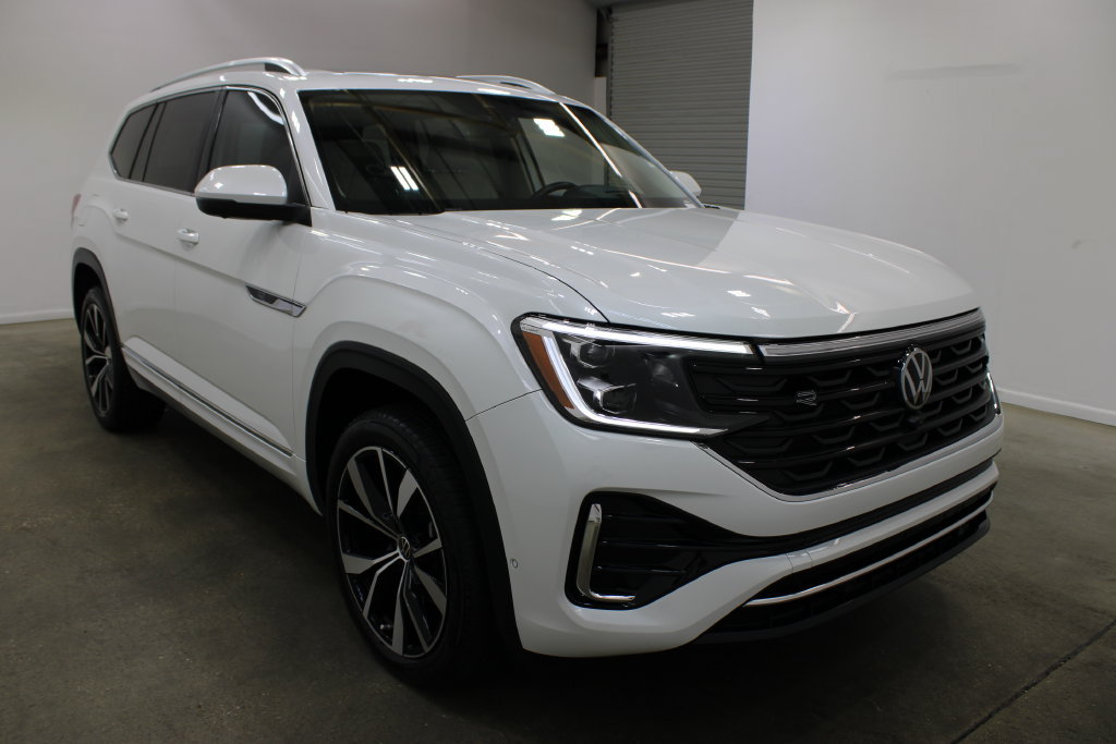 Used 2025 Volkswagen Atlas SEL Premium R-Line AWD/4WD image 6