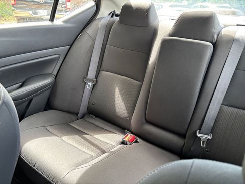 Used 2025 Nissan Altima 2.5 SV FWD image 40