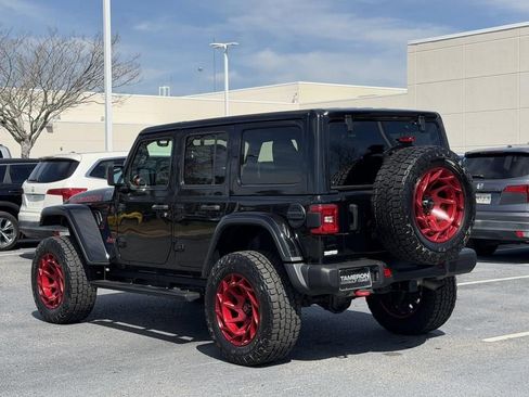 Used 2021 Jeep Wrangler Unlimited Rubicon w/ Uconnect 4C Nav & Sound Group AWD/4WD image 6
