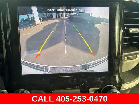 Used 2022 RAM 1500 Big Horn w/ Night Edition AWD/4WD image 9