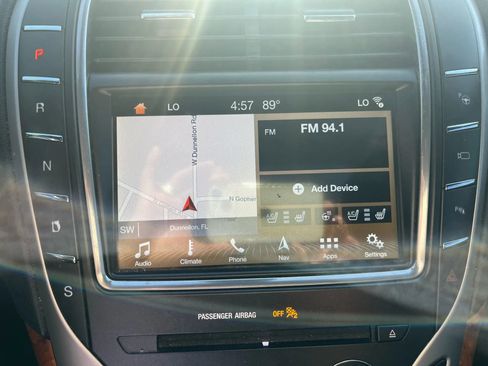 Used 2017 Lincoln MKX Reserve w/ Luxury Package image 22