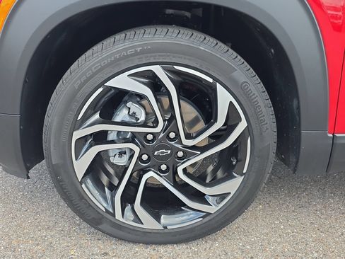 New 2026 Chevrolet TrailBlazer RS w/ Convenience Package FWD image 9