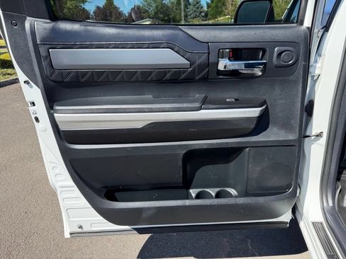 Used 2017 Toyota Tundra Platinum AWD/4WD image 29