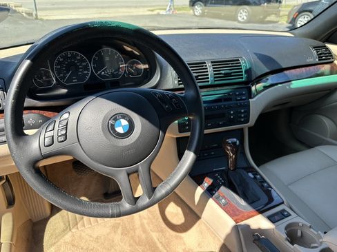 Used 2004 BMW 330Ci Convertible RWD image 24