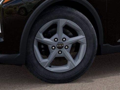 New 2025 Kia K4 LXS image 9