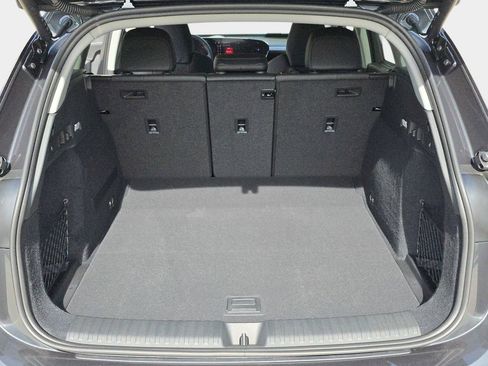 New 2025 Audi Q6 e-tron Premium Plus image 12