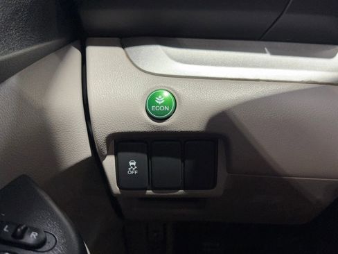 Used 2013 Honda CR-V LX image 34