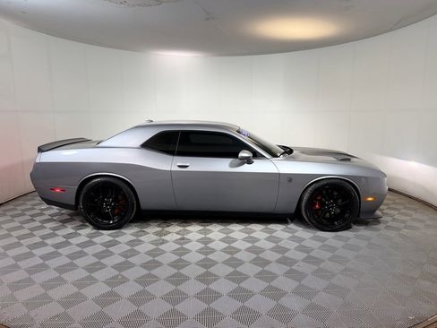 Used 2015 Dodge Challenger SRT Hellcat image 8