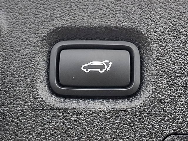 Used 2023 Hyundai Santa Fe SEL AWD/4WD image 33