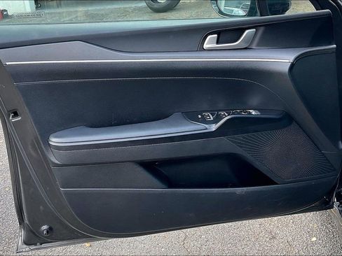 Used 2025 Kia K5 LXS image 2