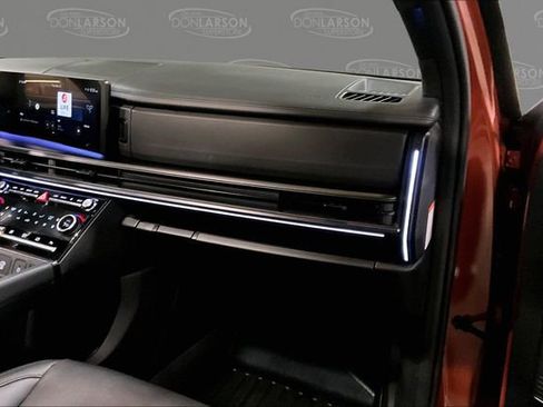 Used 2025 Hyundai Santa Fe Calligraphy AWD/4WD image 33