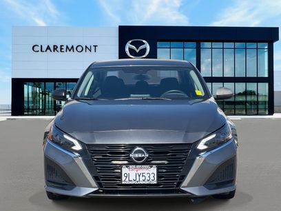 Used 2024 Nissan Altima 2.5 SV