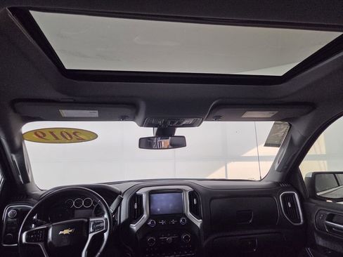 Used 2019 Chevrolet Silverado 1500 LTZ w/ LTZ Premium Package AWD/4WD image 29