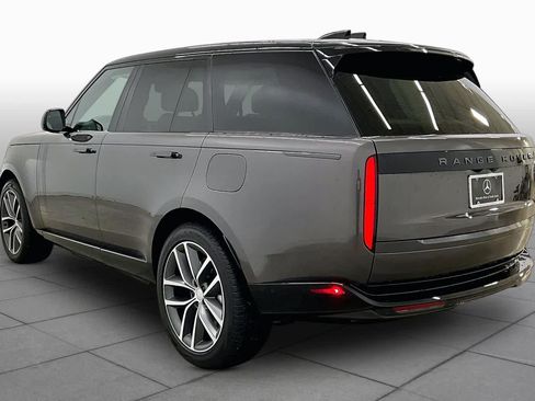Used 2025 Land Rover Range Rover SE AWD/4WD image 12
