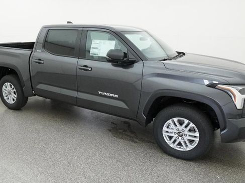 New 2026 Toyota Tundra SR5 AWD/4WD image 12
