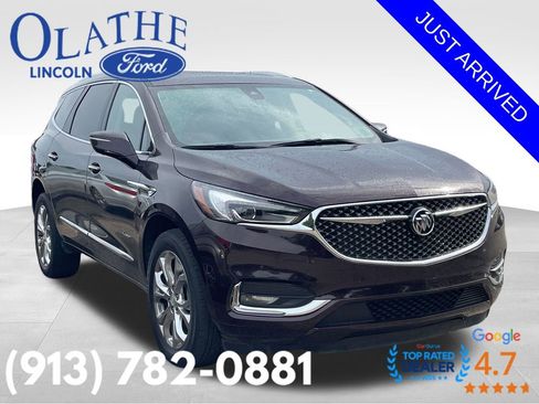 Used 2020 Buick Enclave Avenir w/ Avenir Technology Package AWD/4WD image 2