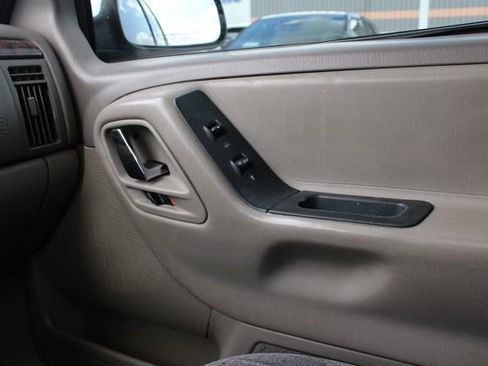 Used 2000 Jeep Grand Cherokee Laredo AWD/4WD image 20