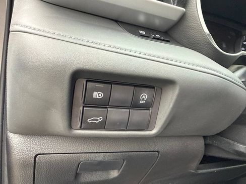 Used 2024 Toyota Highlander XSE AWD/4WD image 30