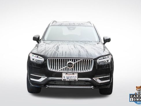 Used 2024 Volvo XC90 T8 Ultimate w/ Lounge Package image 2