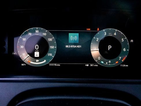 New 2026 Land Rover Range Rover Velar Dynamic SE image 9