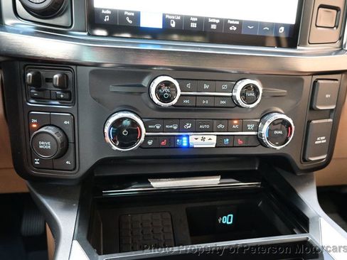 Used 2024 Ford F350 Lariat w/ Lariat Ultimate Package image 46