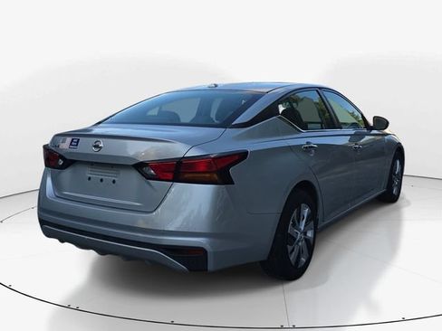 Used 2020 Nissan Altima 2.5 S FWD image 6