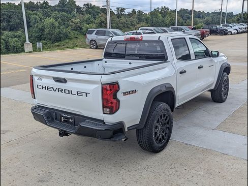 Used 2024 Chevrolet Colorado Trail Boss w/ Advanced Trailering Package AWD/4WD image 8
