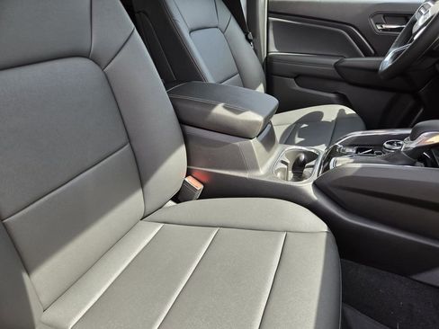 New 2026 GMC Canyon Elevation w/ Convenience Package image 9