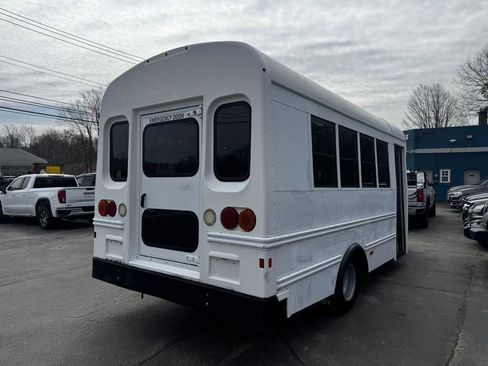 Used 2013 Chevrolet Express 3500 w/ School Bus Package RWD image 6