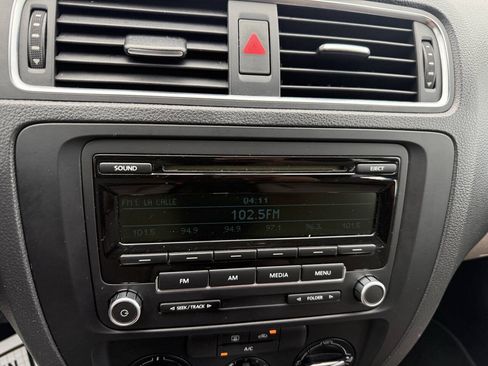 Used 2013 Volkswagen Jetta S FWD image 25