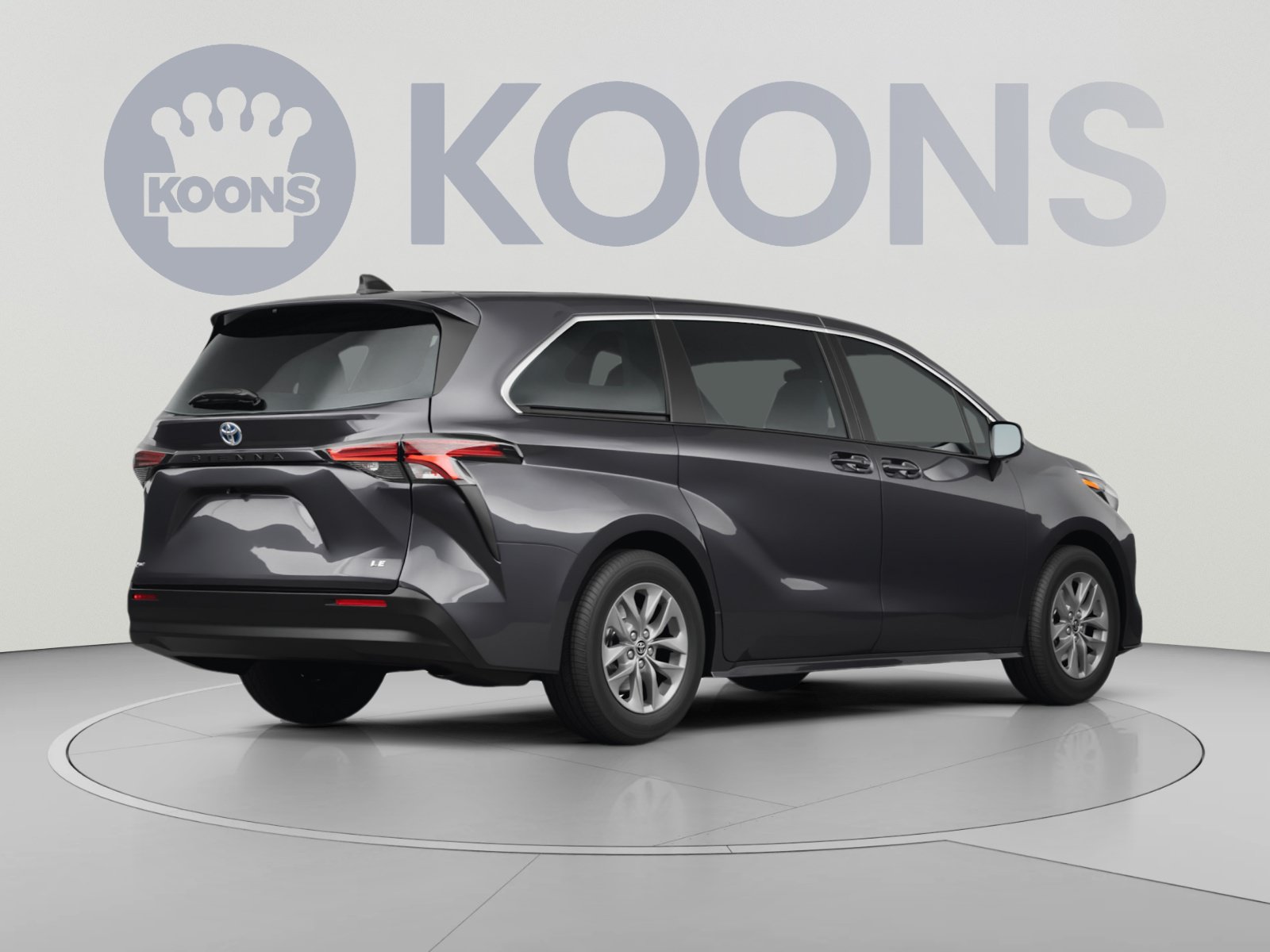 Used 2025 Toyota Sienna LE w/ LE Plus Package AWD/4WD image 4