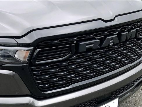 Certified 2025 RAM 1500 Big Horn AWD/4WD image 26