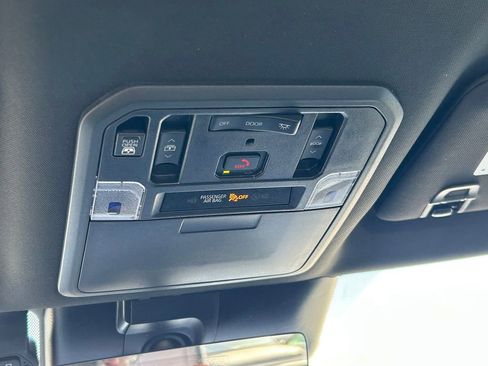 New 2026 Toyota Tundra Limited AWD/4WD image 21