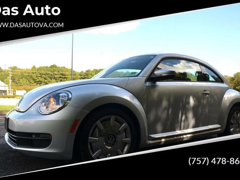 Used 2012 Volkswagen Beetle 2.5 image 1