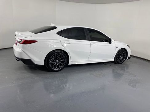 Certified 2025 Toyota Camry SE image 6