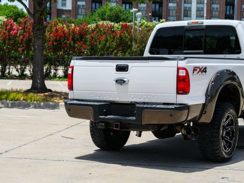 Used 2015 Ford F250 King Ranch w/ FX4 Off-Road Package AWD/4WD image 25
