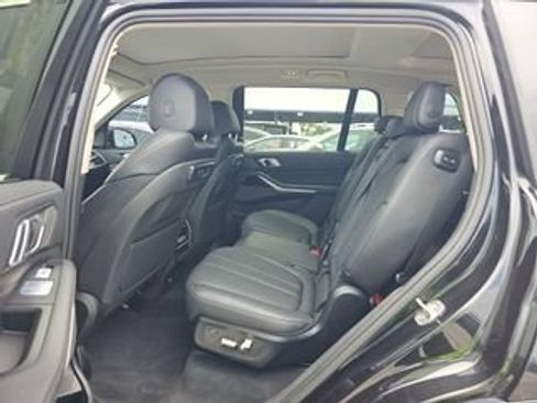 Used 2020 BMW X7 xDrive40i w/ Premium Package AWD/4WD image 8