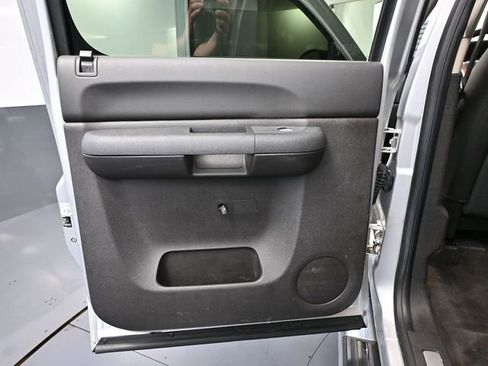 Used 2014 Chevrolet Silverado 2500 LT w/ Z71 Appearance Package image 32