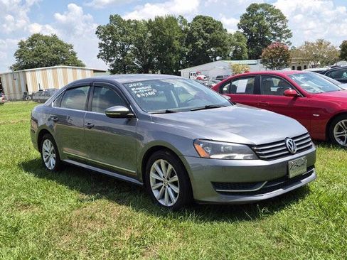Used 2012 Volkswagen Passat 2.5 SEL FWD image 1