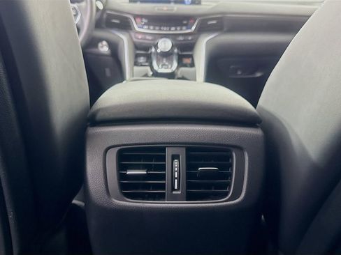 Used 2023 Acura TLX w/ Technology Package image 31